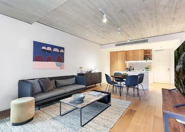 Stylish 1 Bedroom Retreat In Trendy Surry Hills - 6 Brk