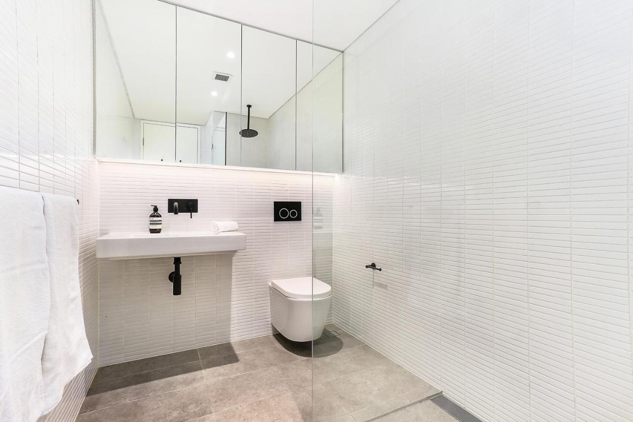 Stylish 1 Bedroom Retreat In Trendy Surry Hills - 6 Brk Apartment Sydney
