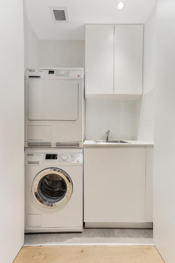 Stylish 1 Bedroom Retreat In Trendy Surry Hills - 6 Brk